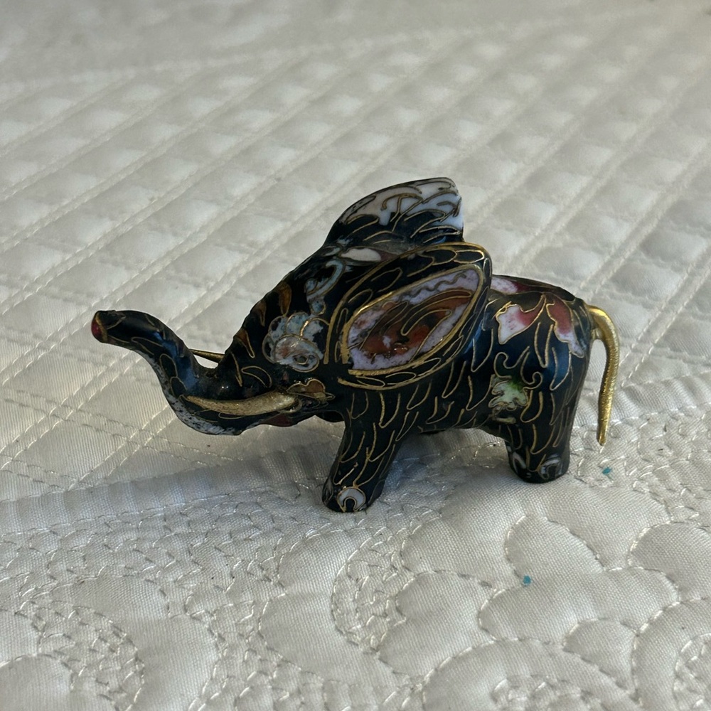 Vtg Cloisonné enamel Elephant figurine